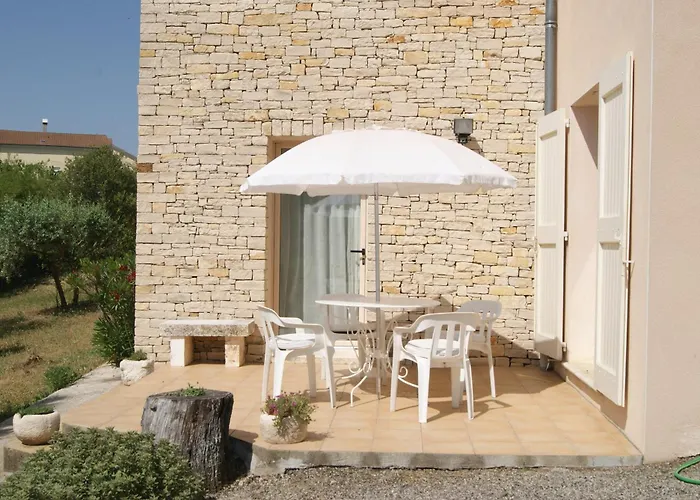 Bastide De L'orme شقة